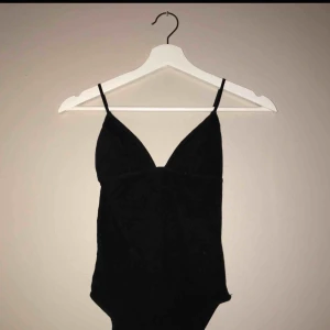  - Body från urban outfiters