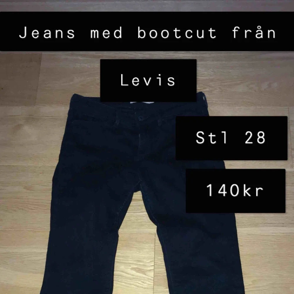 Bootcut från Levis i stl 28!. Jeans & Byxor.