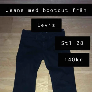  - Bootcut från Levis i stl 28!