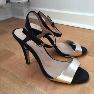  - Klackar. Använda 1 gång. Köparen står för frakten