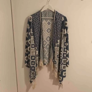  - En jätte fin vintage kofta, perfekt för sommaren 🌊☀️