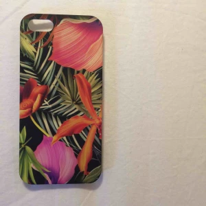  - iPhone! Köper står för frakt på 9kr:)