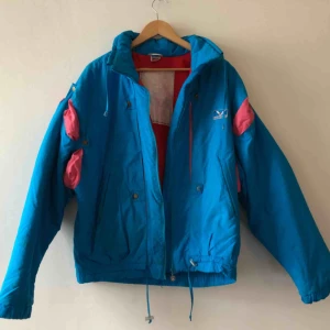  - Terenit Snow Bird vintage täckjacka från 80-talet. Made in Finland - 38 på lappen sitter som en medium