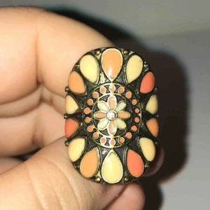  - Jätte fin ring. Inget saknas. Frakt 9kr.