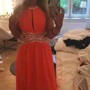  - Balklänning använd endast 1 kväll