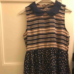  - Klänning från Forever21. Använd endast en gång, bra skick.