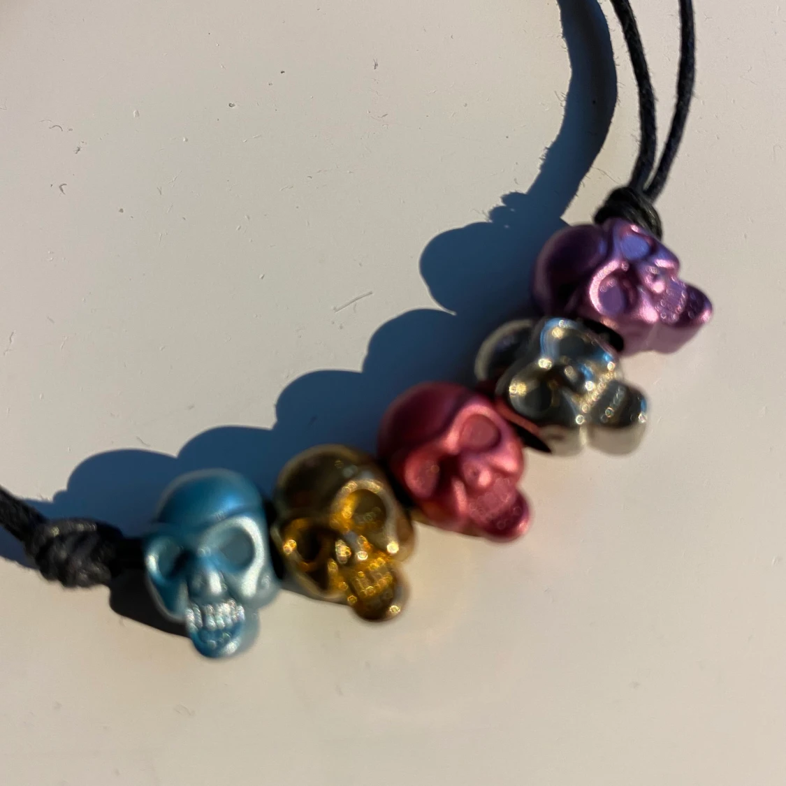 Döskallearmband - 90