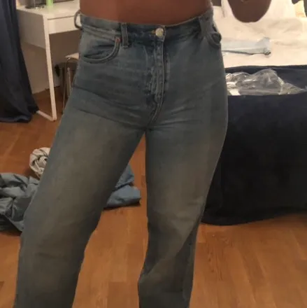 Så sköna o snygga jeans från Monki i Yoko modell!!. Jeans & Byxor.
