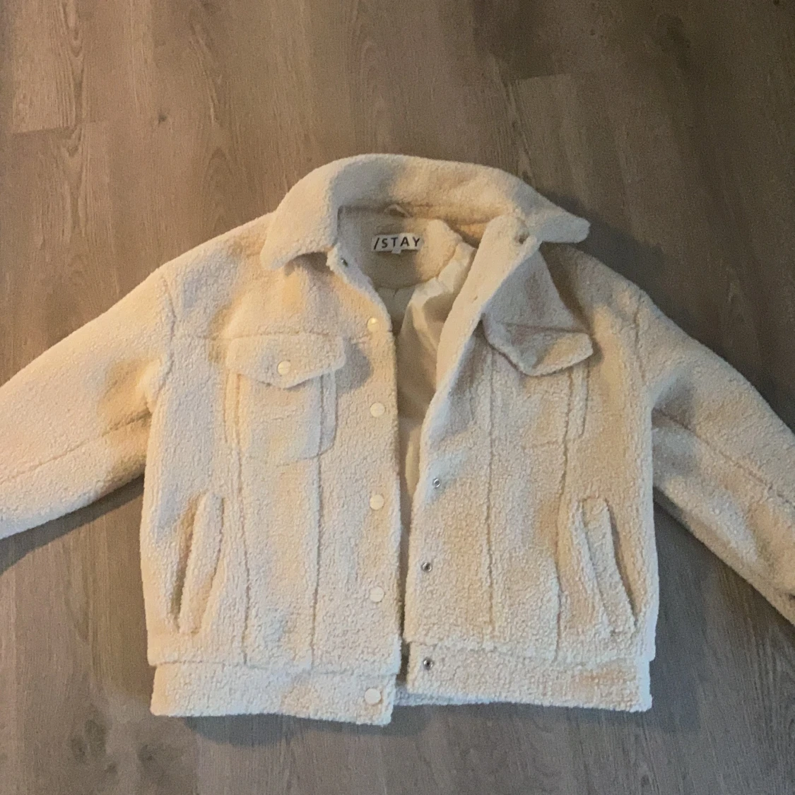 Fluff jacka från STAY