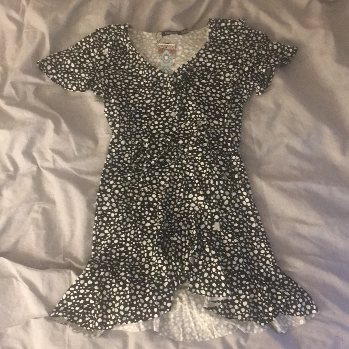 Volangklänning från Boohoo - 90