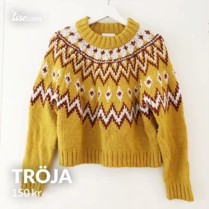 Stickad tröja Topshop - Superfin stickad tjocktröja från Topshop! Storlek S/M. Frakt på 66kr tillkommer 📦