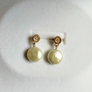 Örhängen  - Pärlörhängen i bra skick✨