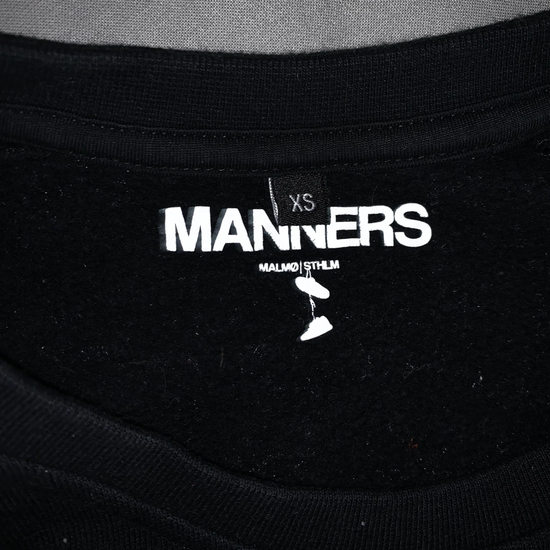 Svart sweatshirt  - 91