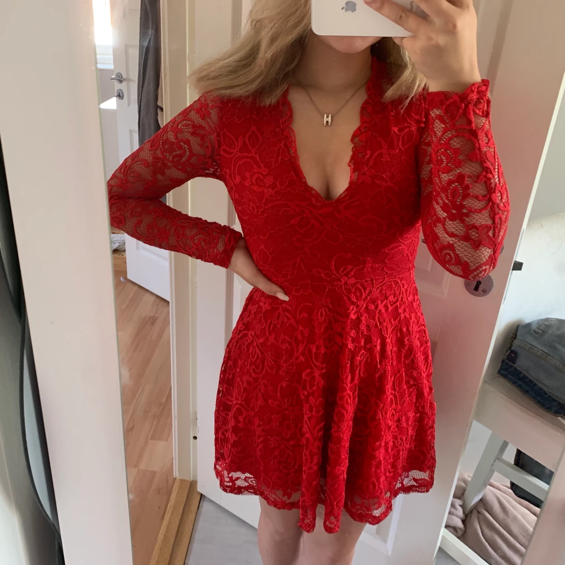 Röd klänning  - 90