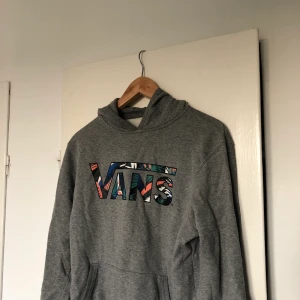 VANS hoodie - Bra skick! Strl XS. Frakt ingår!