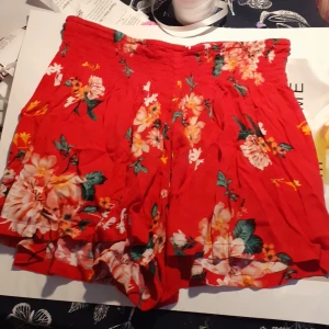 Shorts - Populära shorts! Orginal pris:250 säljer för 80!