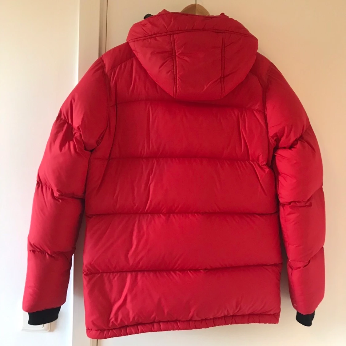 Röd vinterjack - 90