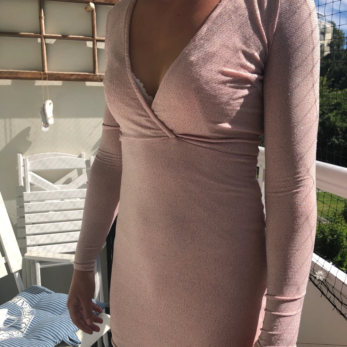 Nelly glittrig klänning XS