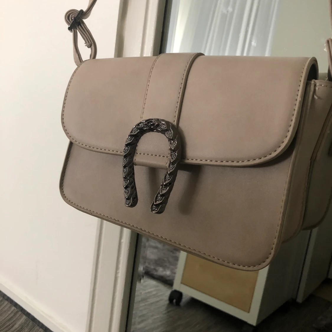 Beige väska - 90