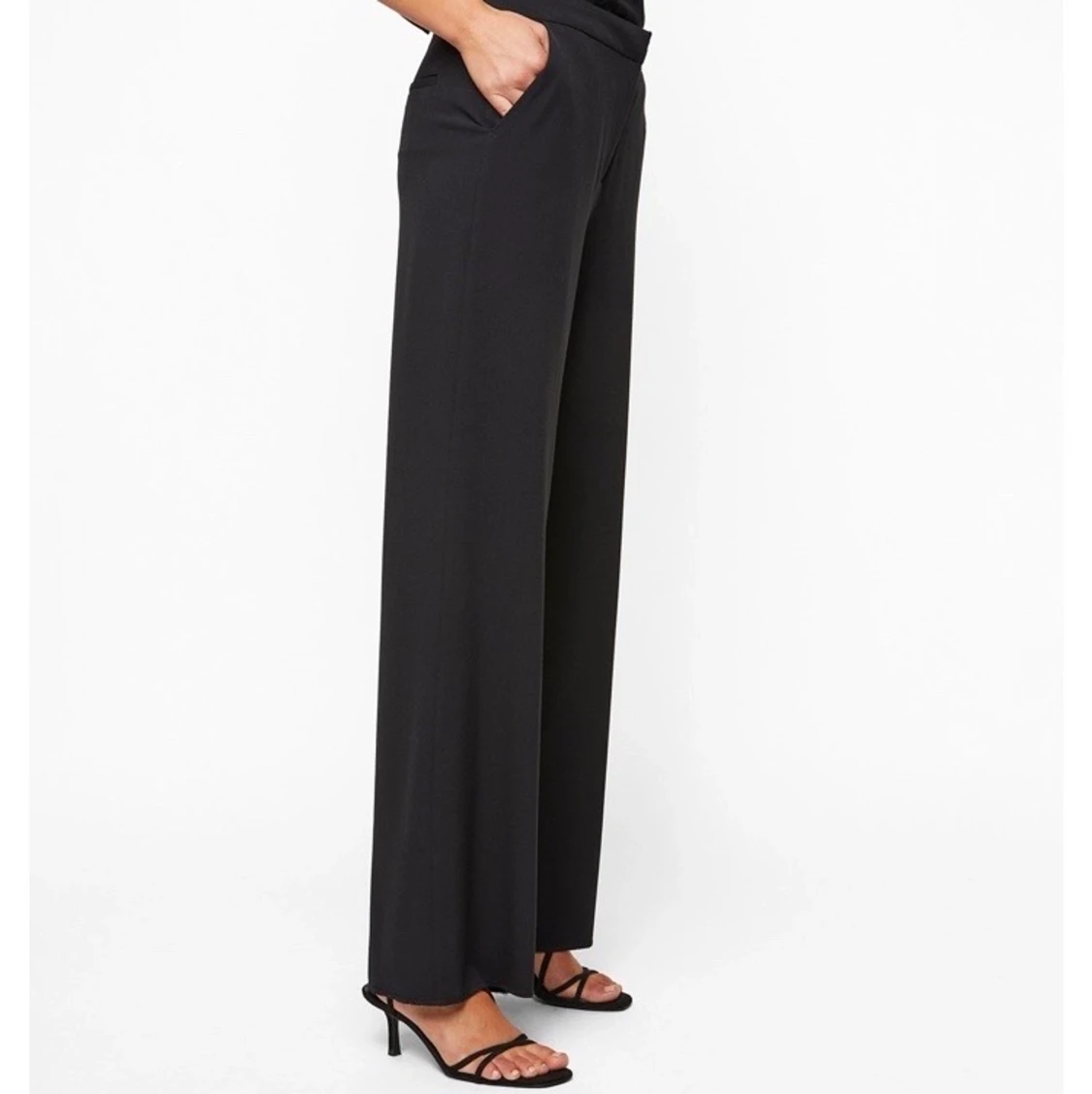 Kostymbyxor i storlek 34,36 - 90