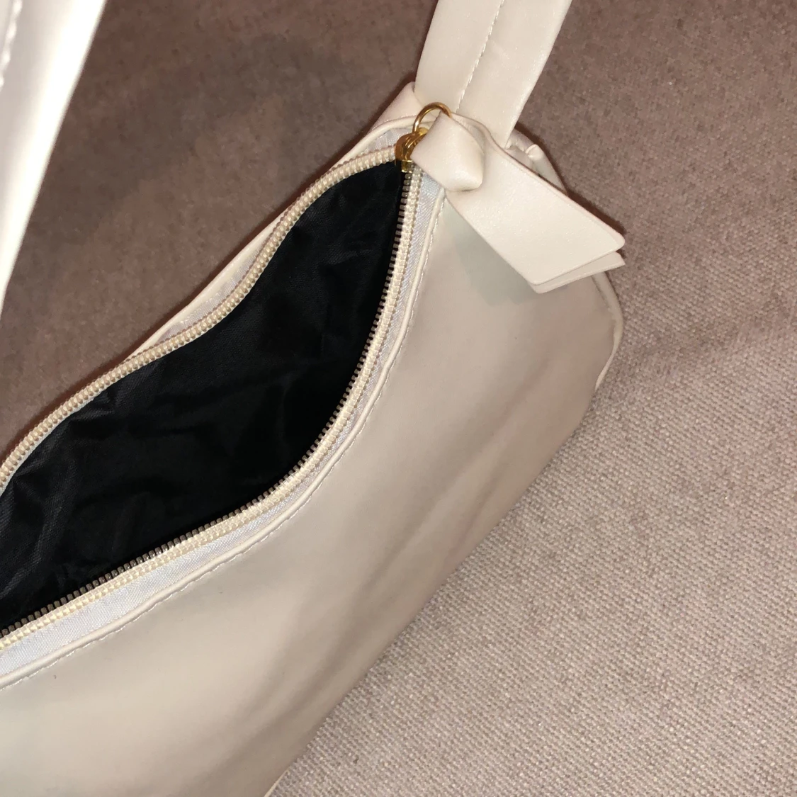 Gräddvit väska - 91