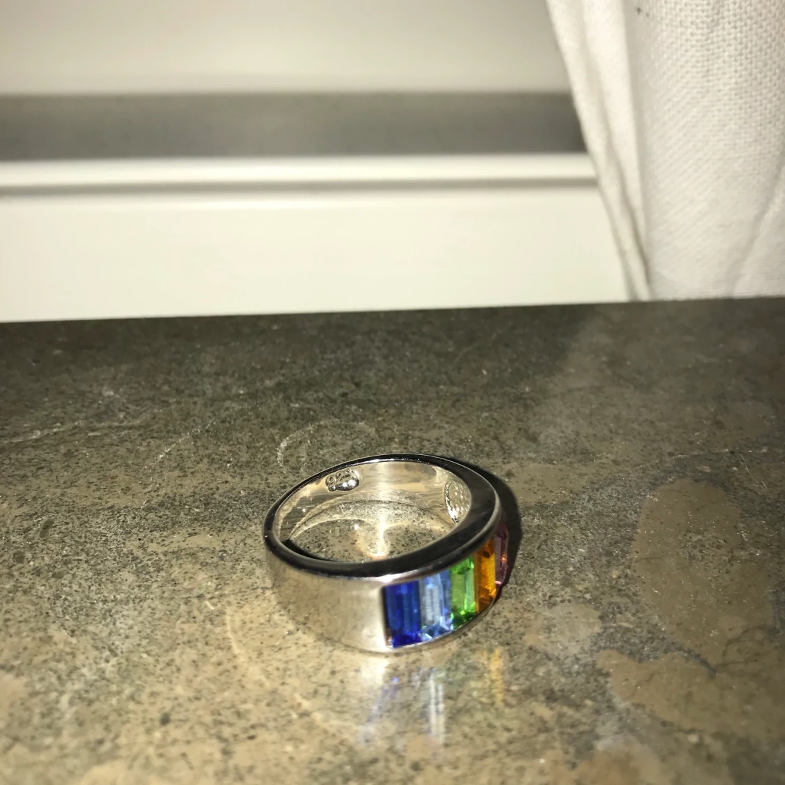 Färgglad silverring - 90