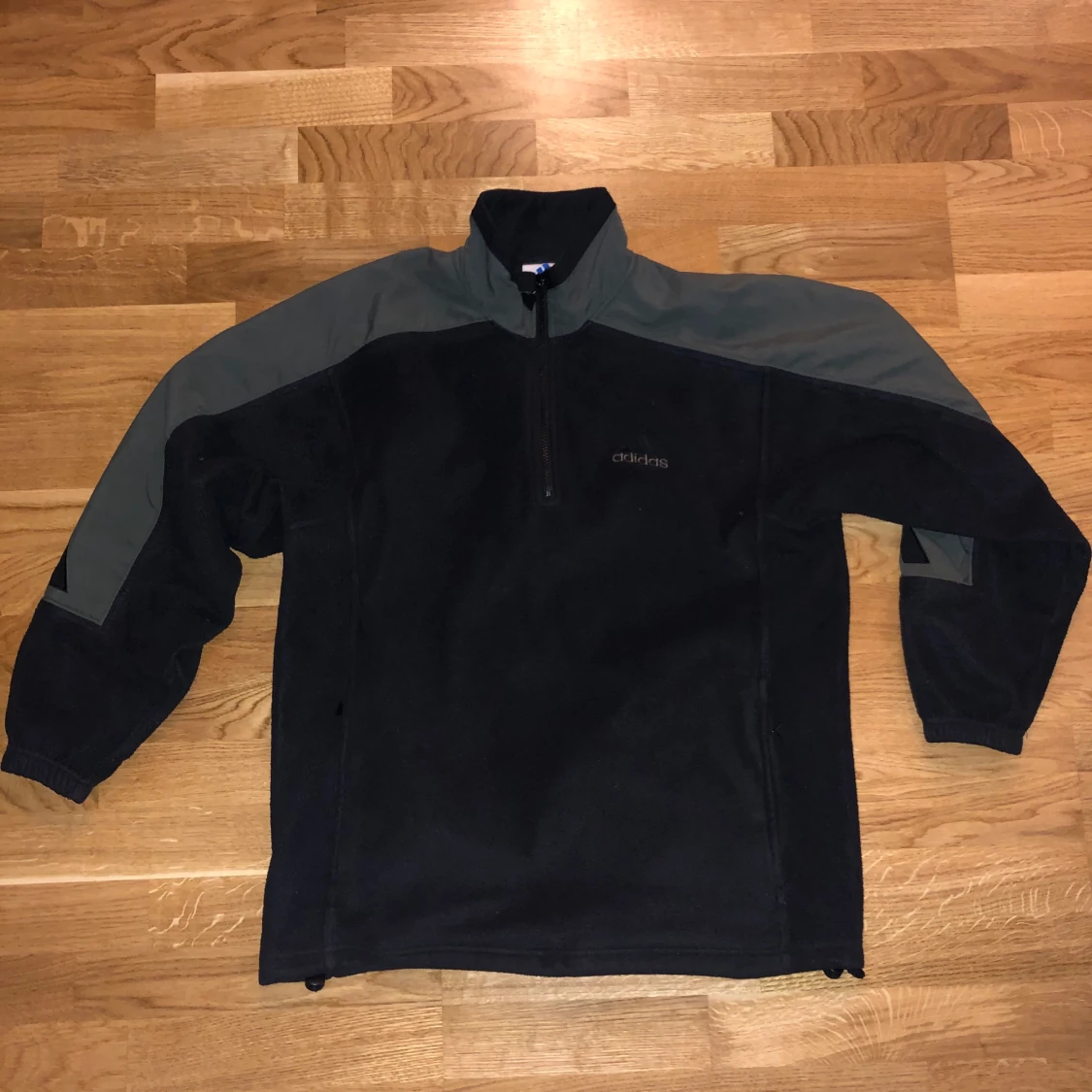 Adidas fleece sweater 