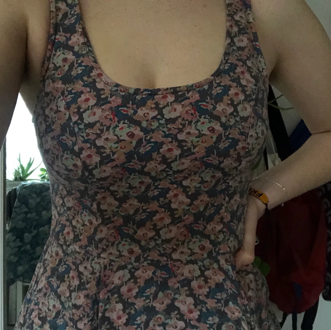 Blommig klänning - 90