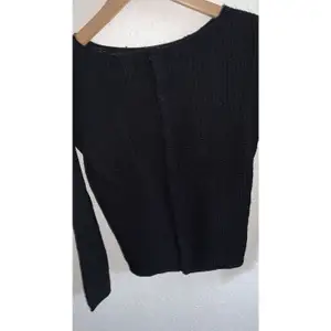 Black blouse, used before, but without Any fails