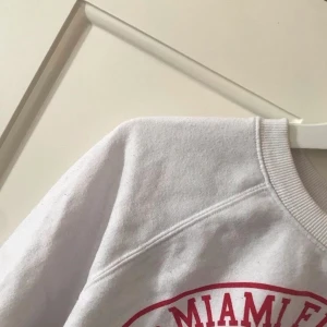 Magtröja  - Magtröja sweatshirt i storlek L (passar oxå M) 99kr inkl frakten 