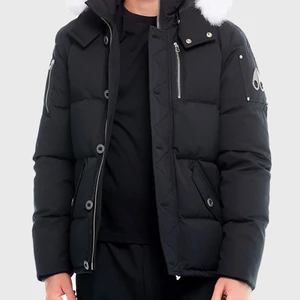 Söker Moose - Hej, jag söker en Moose knuckles jacka i storleken M eller L🙂