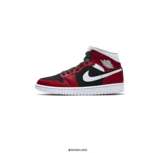 Nike air Jordan 1 mid gym red  - Har ett par helt nya i box. Kvitto finns. Jag har gjort många affärer här på Plick. Storlek 40.