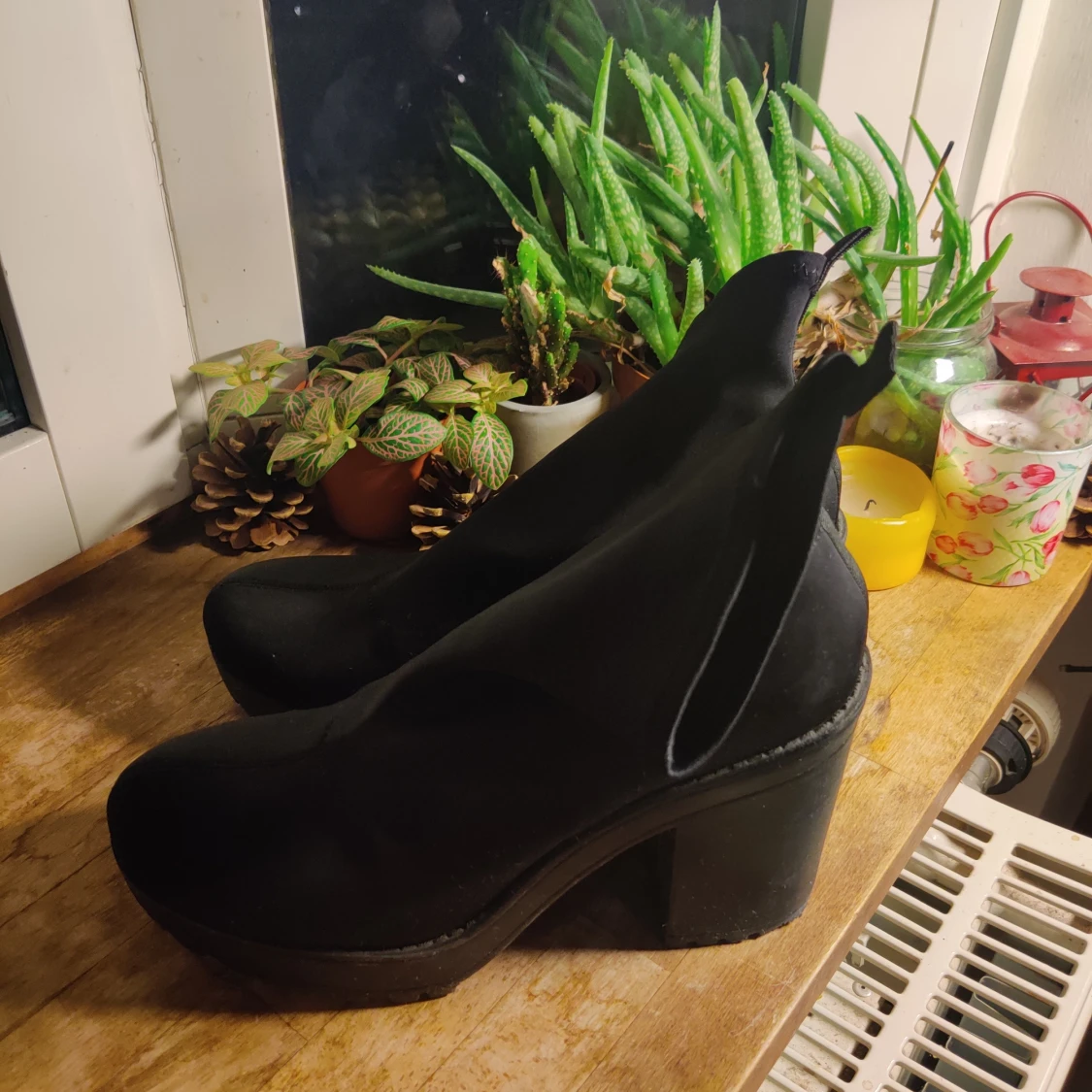 Black heeled sockboots - 90