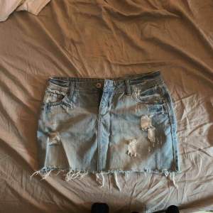 Snygga jeansshorts från vila.