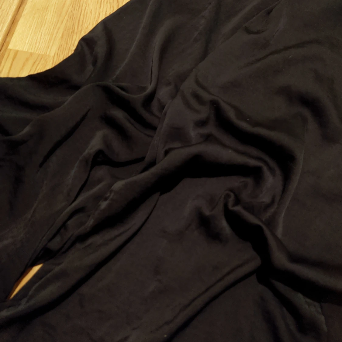 Silkiga vida byxor - 90