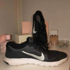  - Använda ett tag, mest som inneskor! Men bara i ca 1månad