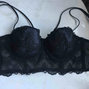  - Supersnygg bh nyskick strl 75D✨ Skriv vid fler frågor 