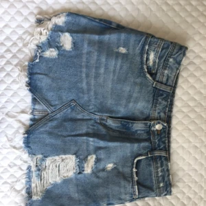  - Jeanskjol i storlek XS, fint skick!