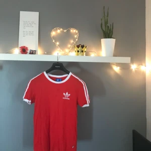  - Som ny använda fåtal gånger storlek XS men Jag som är S kan använda, köpt från adidas butik och är äkta! ⭐️