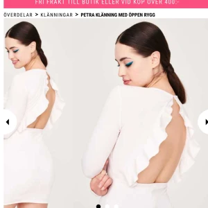  - Pris lappen är inte borttagen, ny pris 250kr mitt pris 200kr men priset kan diskuteras vid snabb affär☺️ perfekt nu till sommaren 🤗