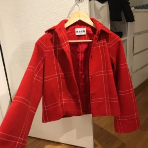  - Jacka från na kd, toppen skick! Använd en gång