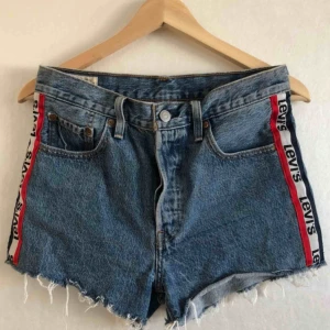  - Sparsamt använda, i mycket fint skick. 