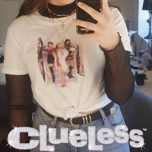  - Clueless t-shirt från H&M som endast är använd ett par gånger 💕 