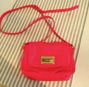  - Marc Jacobs väska i gott skick! 
