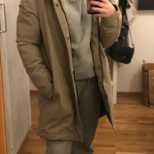 Detta är en jacka från clean cut copenhagen, den finns inte att köpa än men kommer snart ut i butik. Ni kan köpa denna jacka här för billigare pris än vad den kommer att kosta när den finns ute i butik