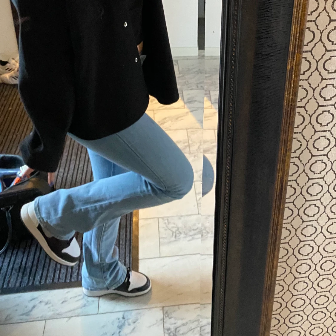 Jordans 1 mid white shadow  - 91