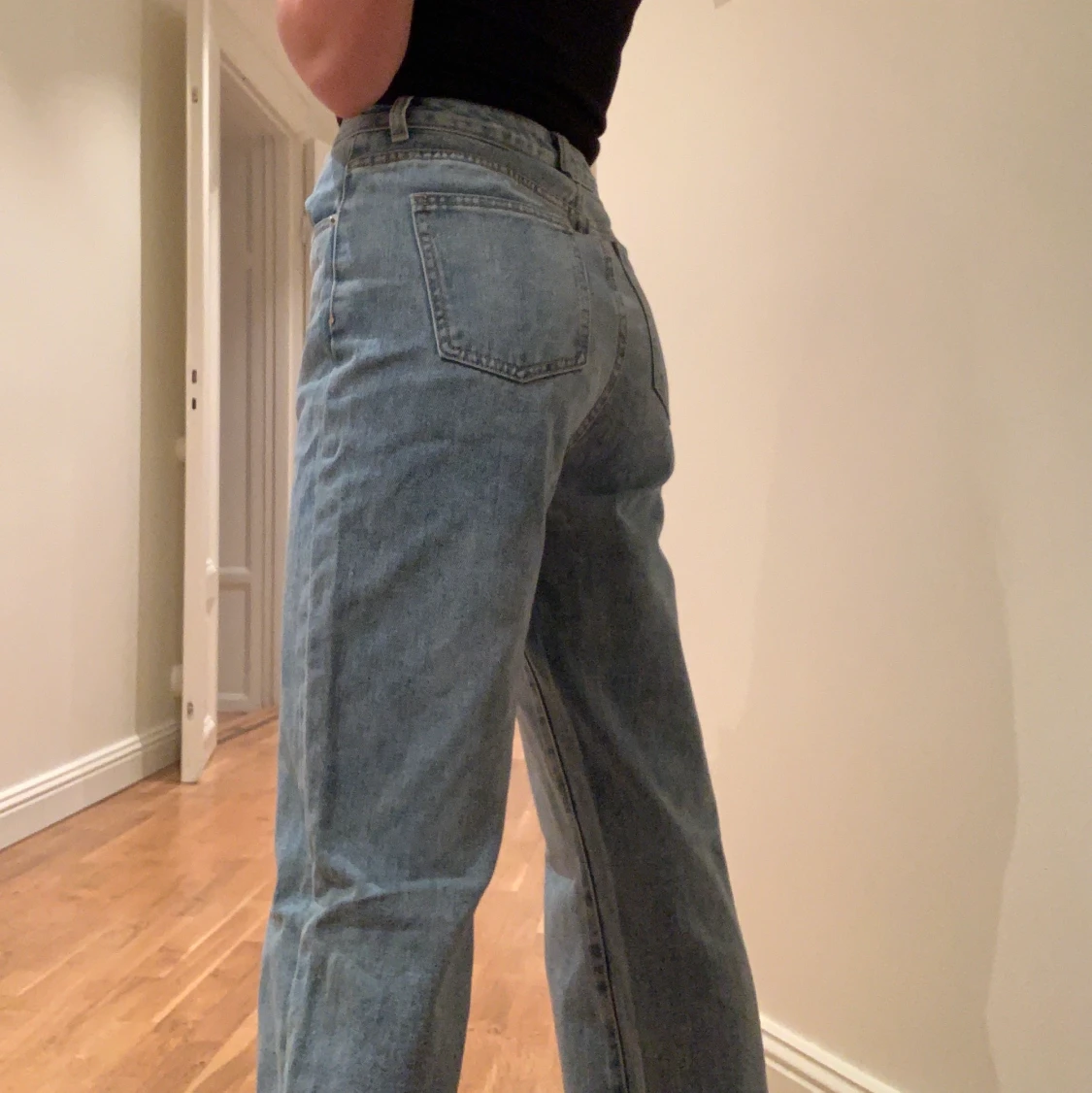 Straight leg jeans strl S - 90