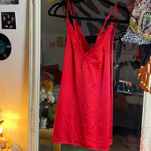 Supersöt linneklänning💕🧸 - Frakt: 44kr💕 buda från 90kr