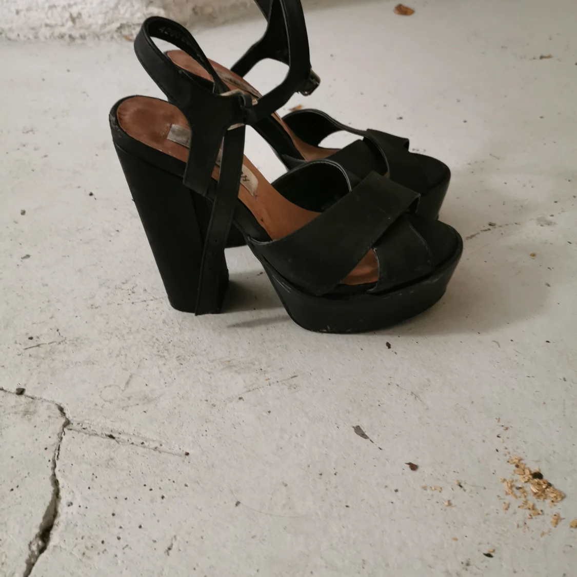 Högklackade pumps  - 91