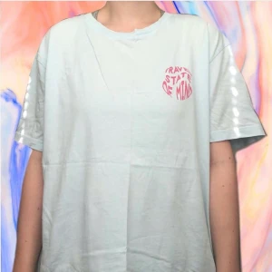 Slogan tshirt size M - Baby blue slogan T-shirt with ‘travel state of mind’ on chest. Men’s size M